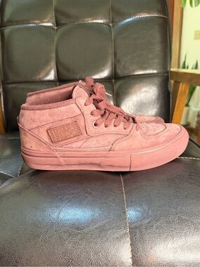 Vans- Burgandy Half Cab Pop Cush. Mens 6.5